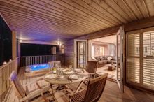 The Veranda At Willow Lodge