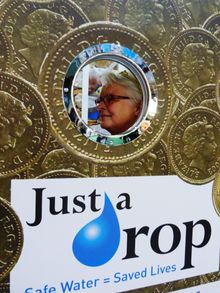 Being The Queen On A £1 Coin On The Just A Drop Stand