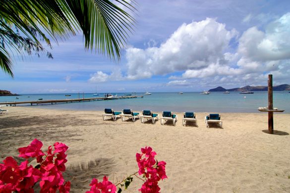 Oualie Beach