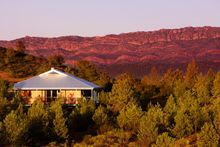 Rawnsley Park Station Eco Villa With Flinders Ranges Backdrop, South Australia