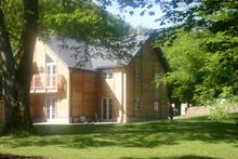 Chyreen Exterior 