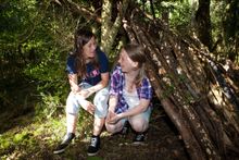 Den Building