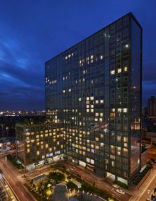 Fairmont Makati - Exterior