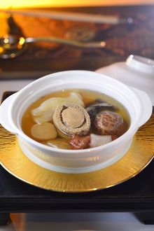 Yan Toh Heen - Auspicious Chinese New Year Dish (Buddha Jumping over the wall)