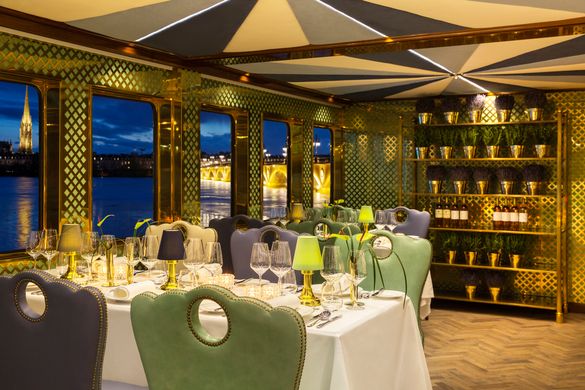 S.S. Bon Voyage Restaurant Le Grand Fromage