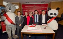 Dignitaries from Sichuan Airlines joined CEO of Destination New South Wales Sandra Chipchase, CEO of Sydney Airport Kerrie Mathe