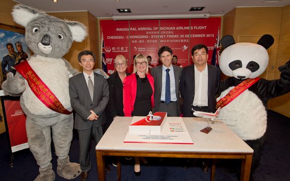Dignitaries from Sichuan Airlines joined CEO of Destination New South Wales Sandra Chipchase, CEO of Sydney Airport Kerrie Mathe