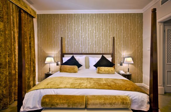 Suite Bedroom At Phoenicia Hotel