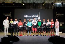 Photo caption: Ruth Boston, Senior Vice President, Marketing and Brand Management and Hong Kong actor Vincent Wong at the Light The Night Run prize-giving ceremony with winning athletes. 