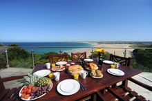 Whitsunday House, Only Five Minutes From St Ives On The Local Train