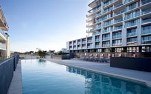 BEST WESTERN Islington Apartments - Pool