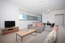 BEST WESTERN Islington Apartments - Liviing