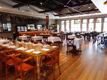 Deerys Restaurant Story Bridge Hotel