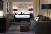 The George - Bedroom 