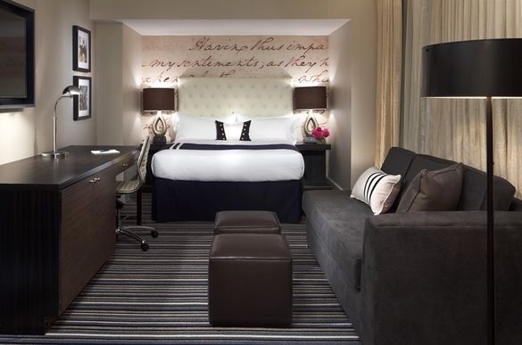 The George - Bedroom 