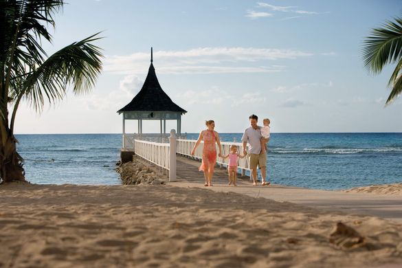 Family Friendly Half Moon, Jamaica