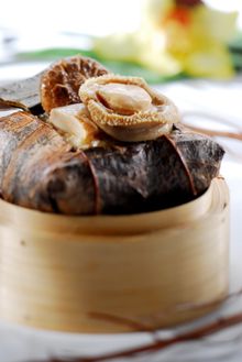 Yan Toh Heen - Whole Abalone Glutinous Rice Dumpling