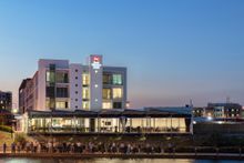 Best Western Plus Lake Kawana Hotel