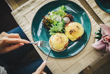 InterContinental Hong Kong - Lobby Lounge Sunday Brunch (Eggs Benedict & Serrano Ham)