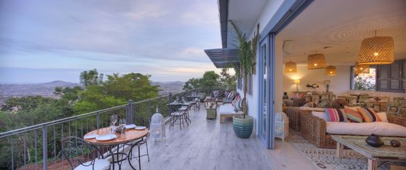 Latitude O° - rooftop deck Latitude O° - rooftop deck