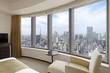 King City Corner Room