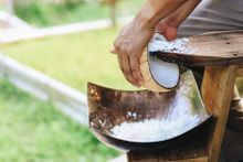 Keemala Coconut Milk Making Class