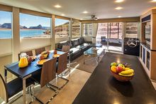 Axiom Star Luxury Lake Yacht at Lake Powell