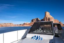 Axiom Star Luxury Lake Yacht at Lake Powell