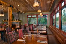 Zephyr Cove Restaurant / Lake Tahoe