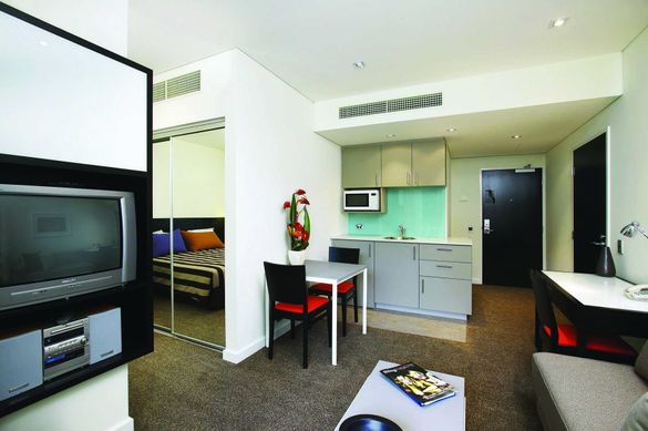 Media Grand Perth - Studio room