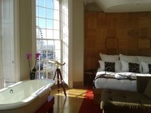 Sunny View From 104