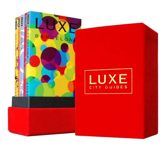 LUXE Bespoke Red Velvet Box