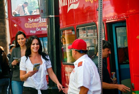Starline\'s CitySightseeing Hop-On Hop-Off custom itineraries direct Los Angeles visitors to vintage shopping, celebrity sightse