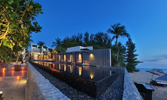 Aleenta Phuket Infinity Pool