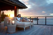Dining at Sala Bar, Dusit Thani Maldives 