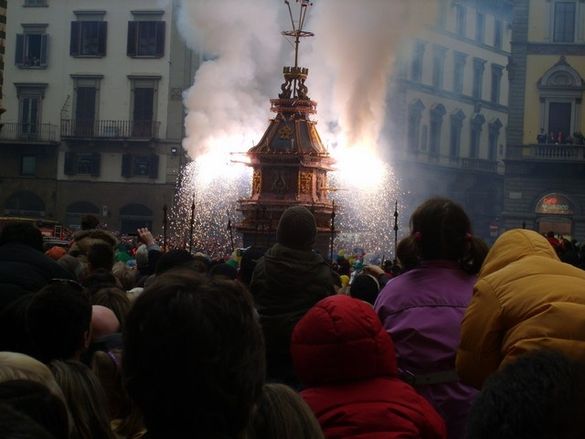 Explosion Of The Cart - Florence