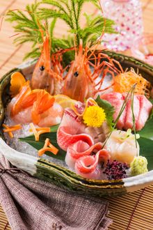 The sashimi and sushi ingredients are flown in specially from Japan several times per week. 