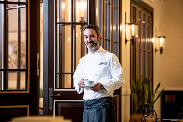 Celebrity Chef Henrique
