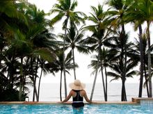 Stay in a resort during a five-day trip along the Great Barrier Reef Drive.