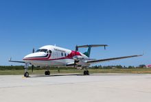 Nach dem Interkontinentalflug mit einem Jumbo geht es mit einer Beech 1900D deutlich kleiner weiter