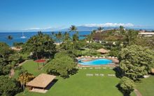 Kaanapali Beach Hotel Courtyard