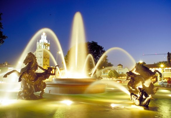 JC Nichols Fountain