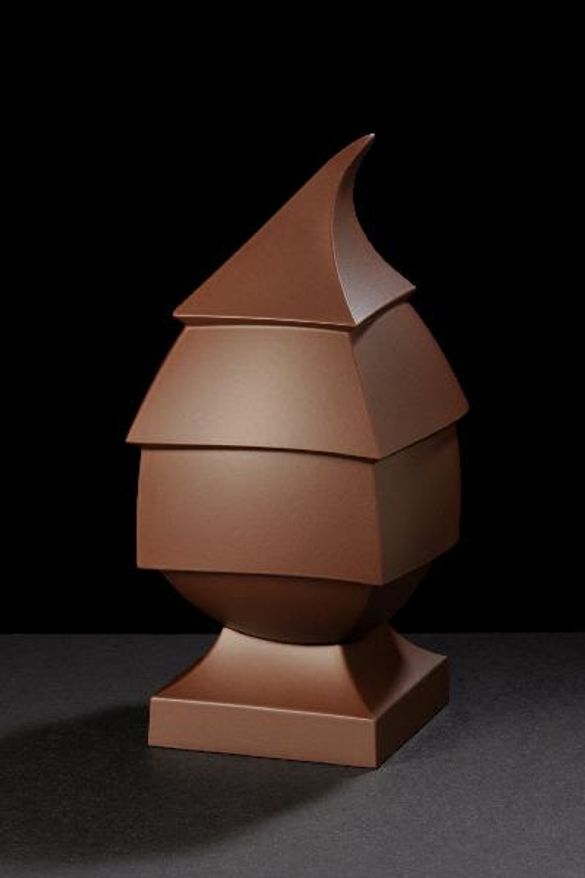 Enric Rovira chocolatier Soneva Kiri easter egg