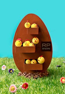 Easter Chocolate Egg, Gourmet Carousel, Royal Plaza on Scotts_2