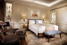 InterContinental Singapore Shophouse Club Suite