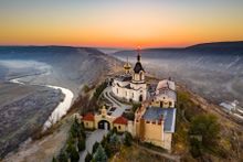 KE Adventure Travel - Moldova
