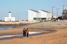 Turner Contemporary from Margate Main Sands