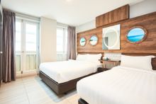 Edmerald guest room