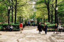 Rittenhouse Square in Philadelphia. Image courtesy of Kyle Huff for PHLCVB.