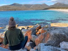 Freycinet Walking Tour - morning tea at Wineglass Bay